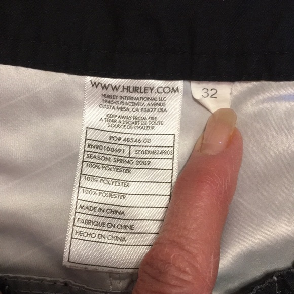 Hurley men’s swim trunks size 32 - Picture 5 of 6